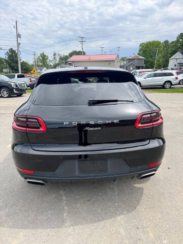 2017 Porsche Macan