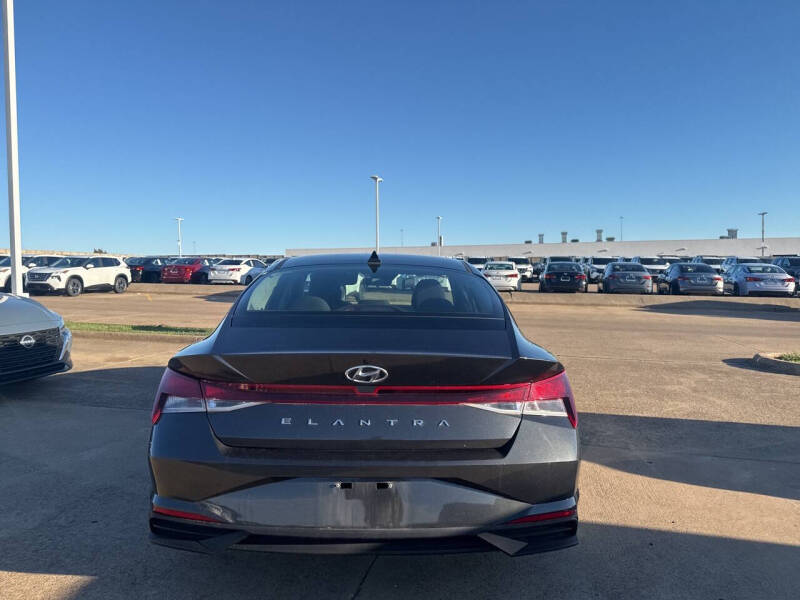 2021 Hyundai Elantra