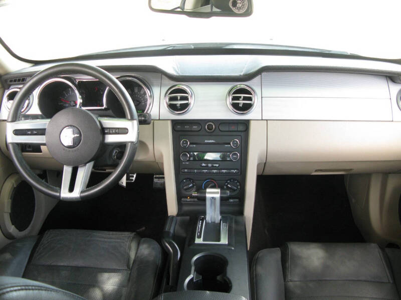 2007 Ford Mustang V6 Premium