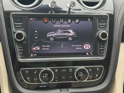 2018 Bentley Bentayga Onyx Edition