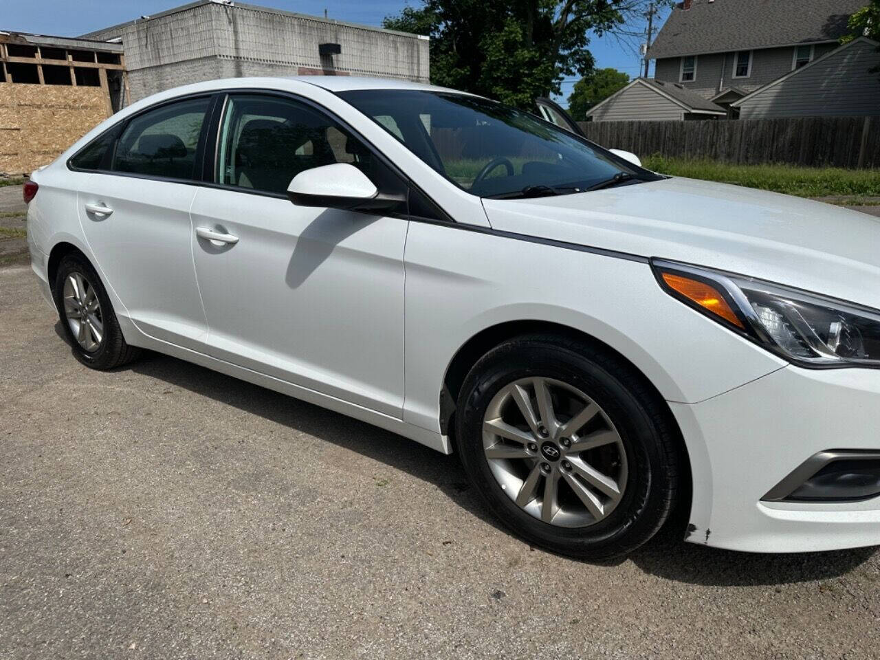 2016 Hyundai SONATA for sale at SRL SAHER in Lorain, OH