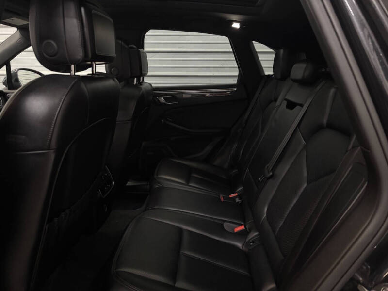 2018 Porsche Macan GTS