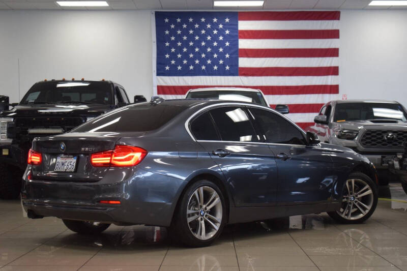 2018 BMW 3 Series 330i