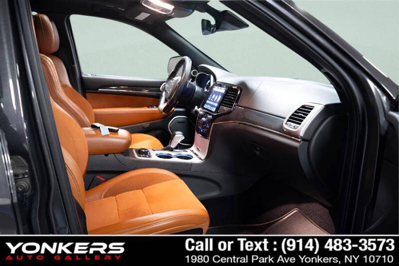2019 Jeep Grand Cherokee SRT