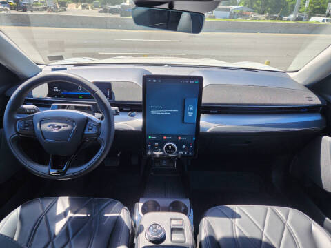 2021 Ford Mustang Mach-E Select
