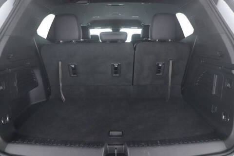 2025 GMC Acadia AT4