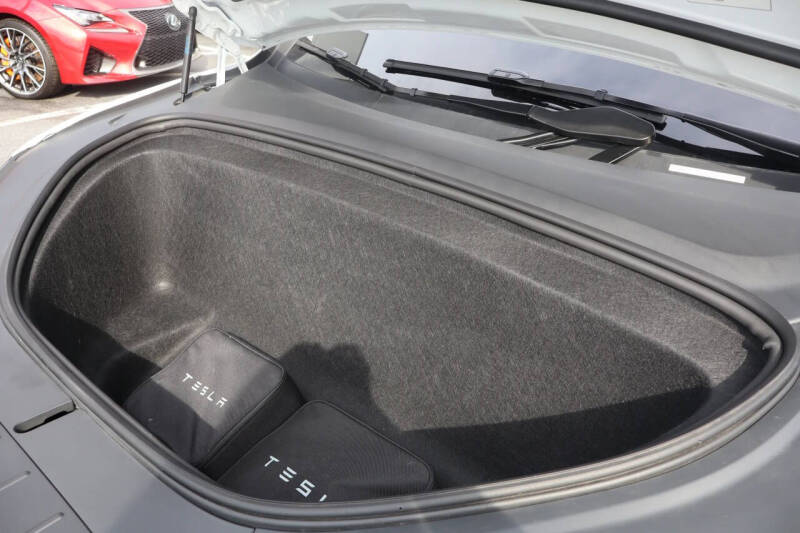 2022 Tesla Model X Plaid