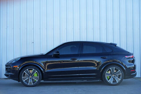 2021 Porsche Cayenne Turbo S E-Hybrid Coupe