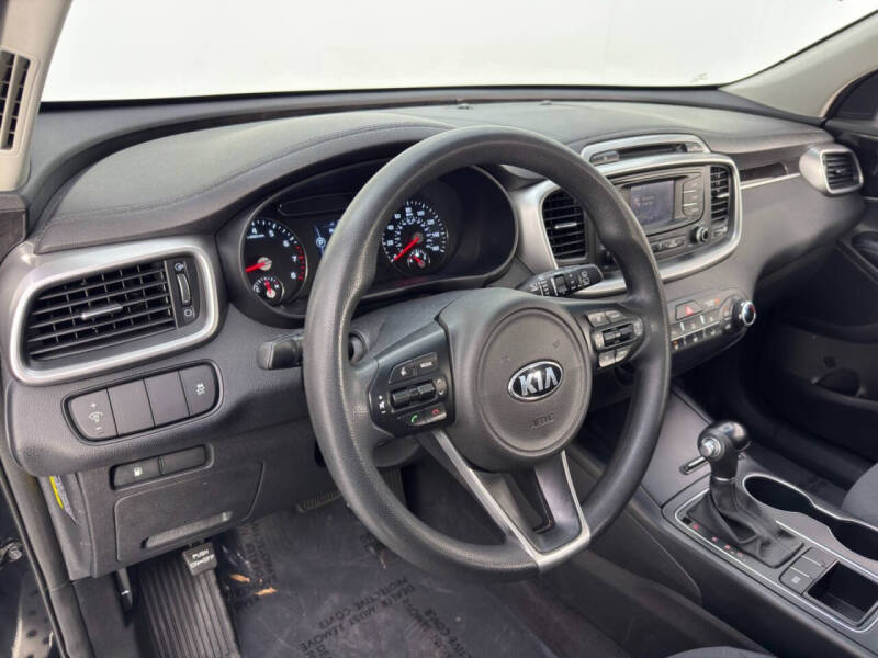 2017 Kia Sorento LX V6