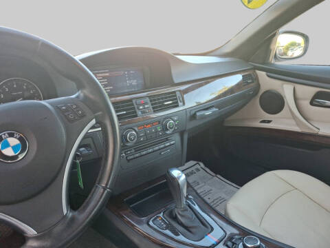 2012 BMW 3 Series 328i