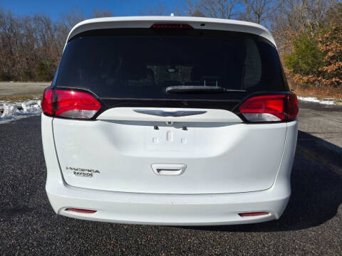2017 Chrysler Pacifica Touring