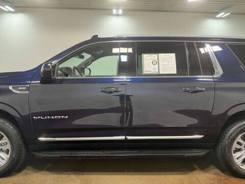 2024 GMC Yukon XL SLT