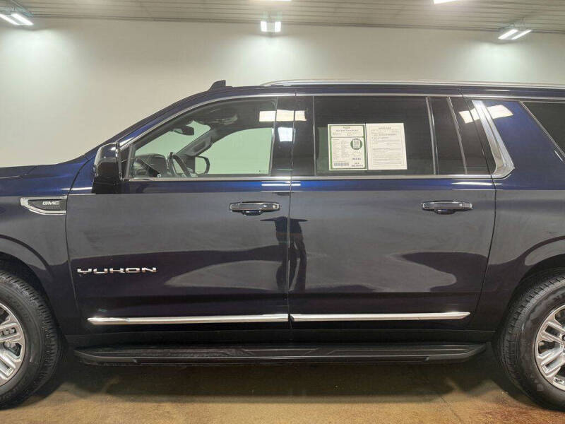 2024 GMC Yukon XL SLT