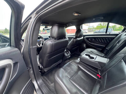 2016 Ford Taurus SEL