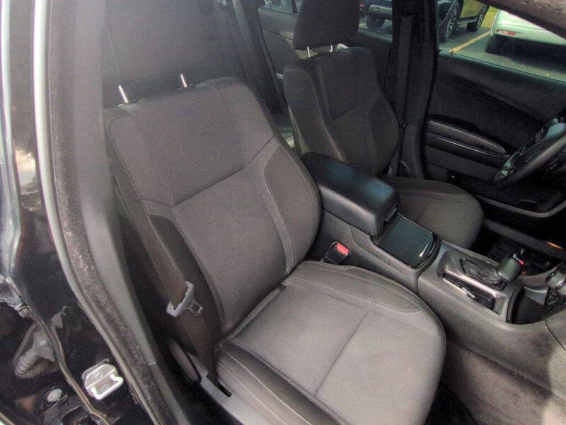 2019 Dodge Charger SXT