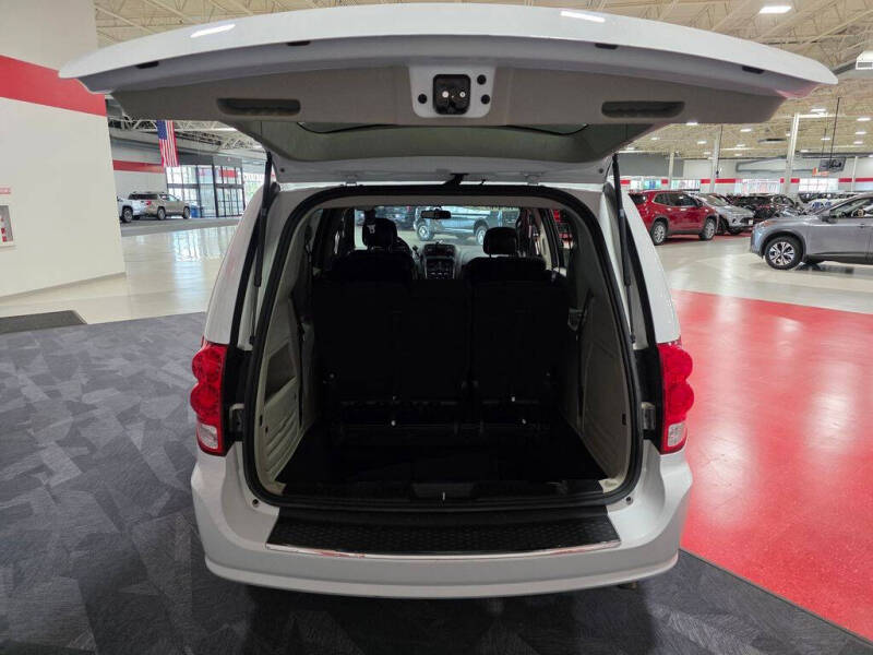 2016 Dodge Grand Caravan SE