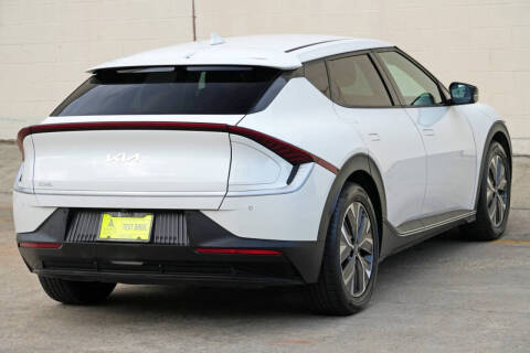 2024 Kia EV6 Light