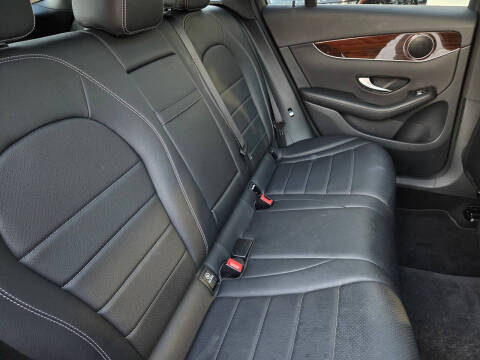 2017 Mercedes-Benz GLC GLC 300