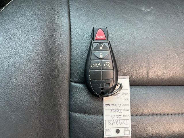 2013 Dodge Challenger 31