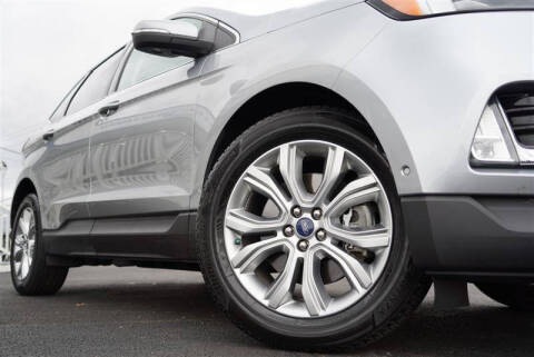 2020 Ford Edge Titanium
