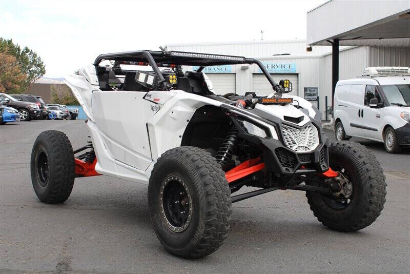 2017 Can-Am Maverick