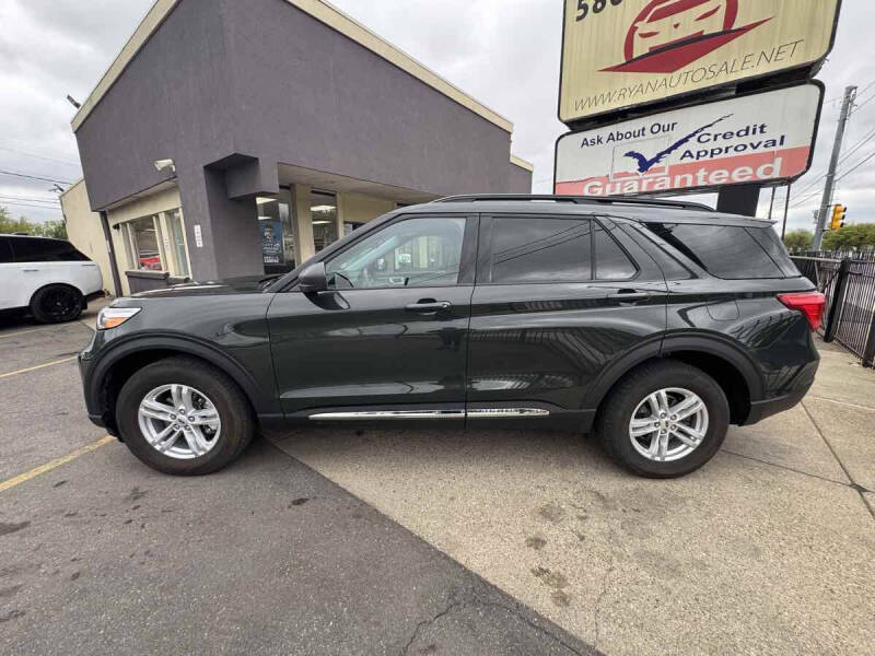 2023 Ford Explorer XLT