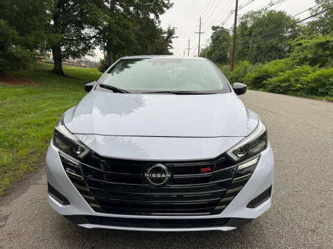 2024 Nissan Versa SR