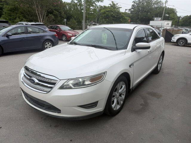 2010 Ford Taurus SEL