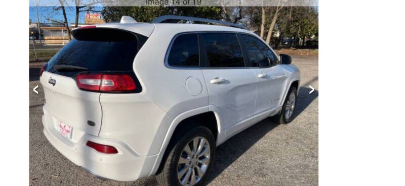 2017 Jeep Cherokee Overland