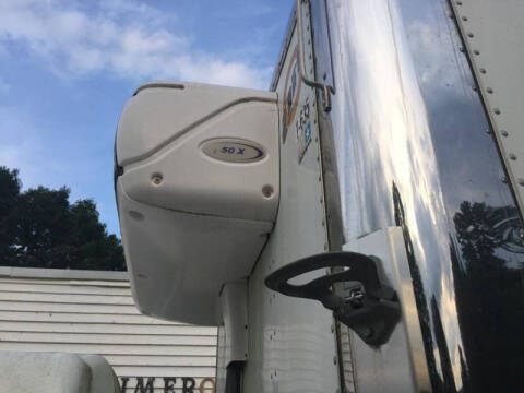 2006 International CF600