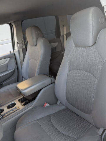 2016 Chevrolet Traverse LS