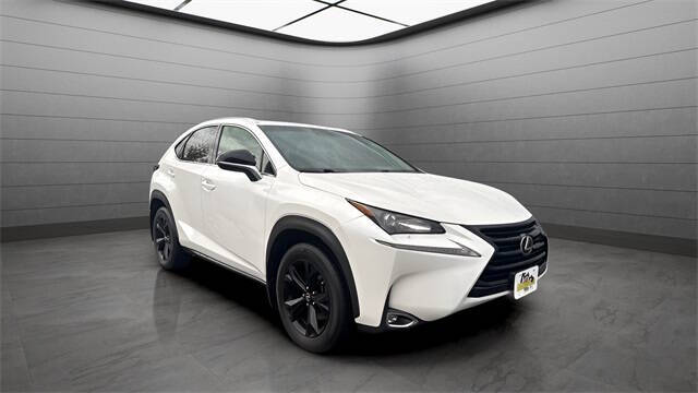 2017 Lexus NX 200t Base's photo