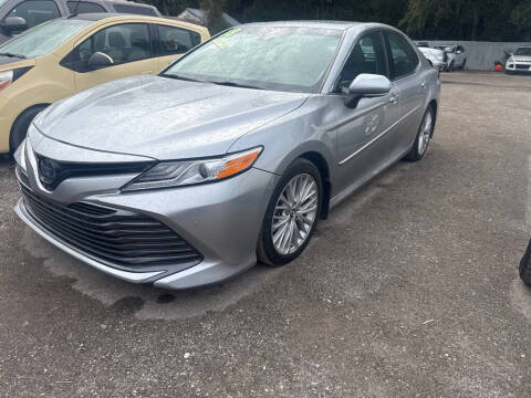 2018 Toyota Camry Hybrid XLE
