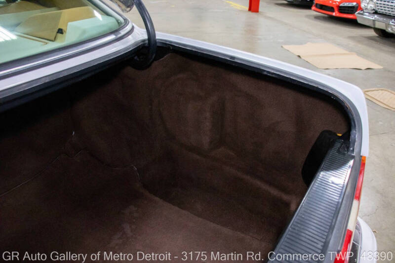 1991 Mercedes-Benz 560-Class 560 SEL