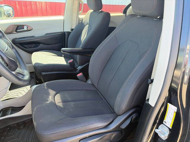 2019 Chrysler Pacifica L