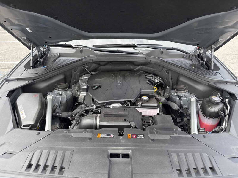 2025 Genesis GV80 2.5T