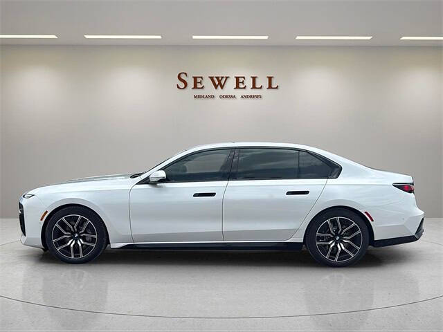 2025 BMW 7 Series 760i xDrive