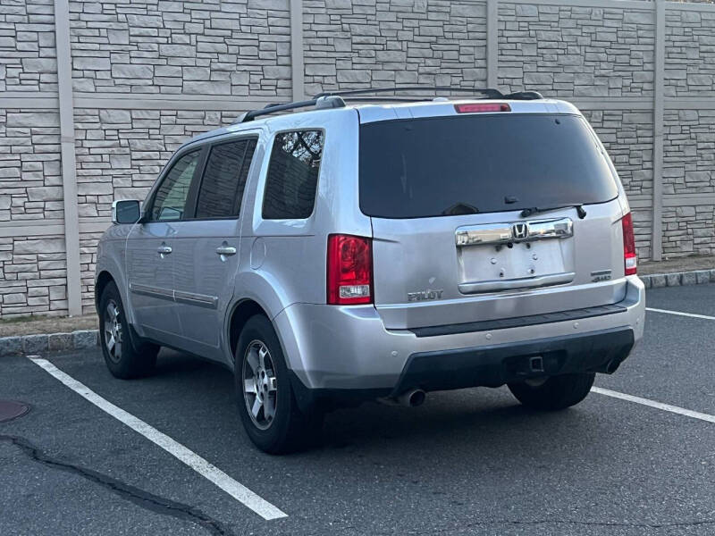 2010 Honda Pilot Touring photo 8