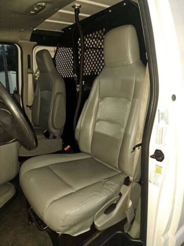 2014 Ford E-Series E-350 SD