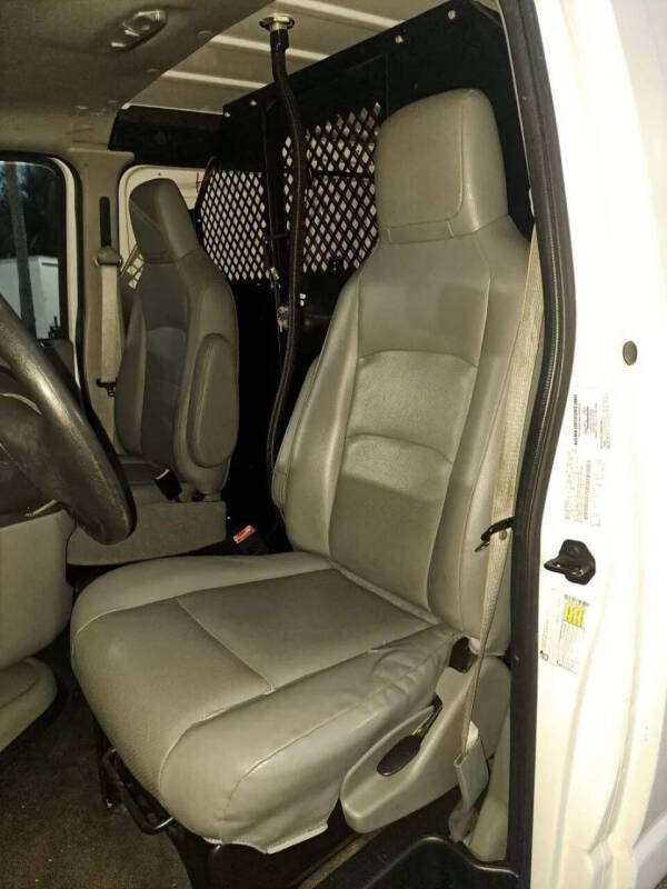 2014 Ford E-Series E-350 SD