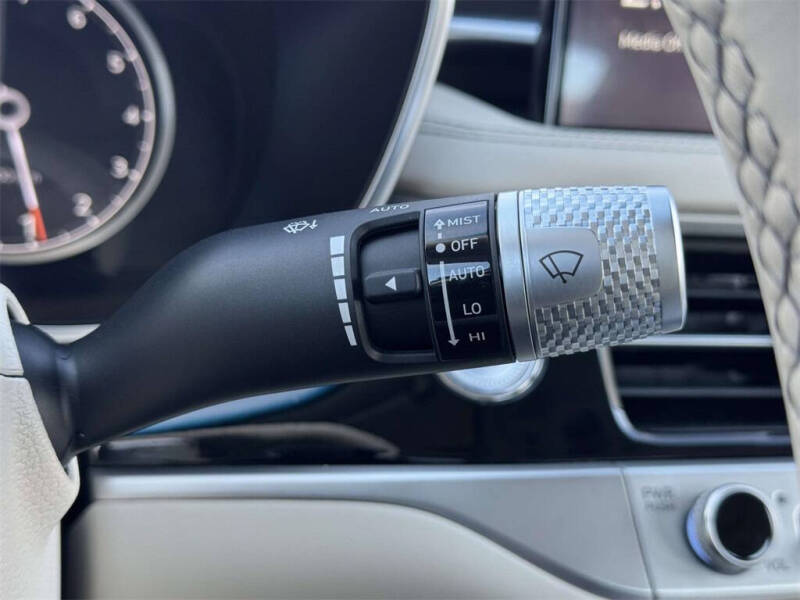 2026 Genesis G70 2.5T Prestige