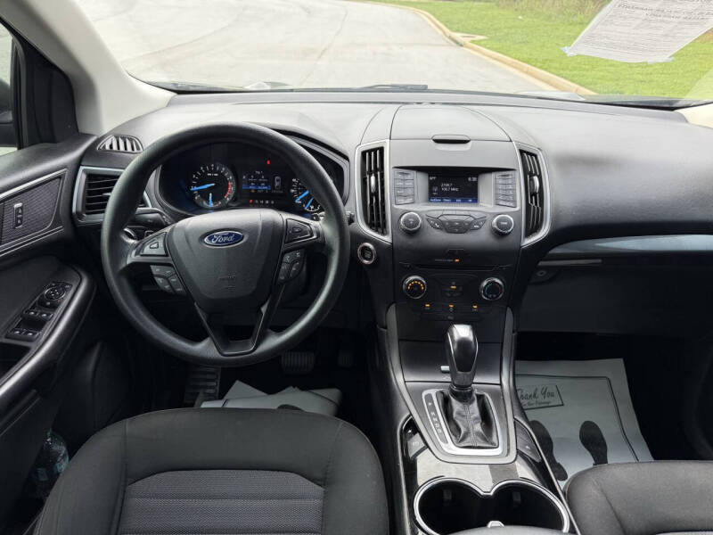 2016 Ford Edge SE