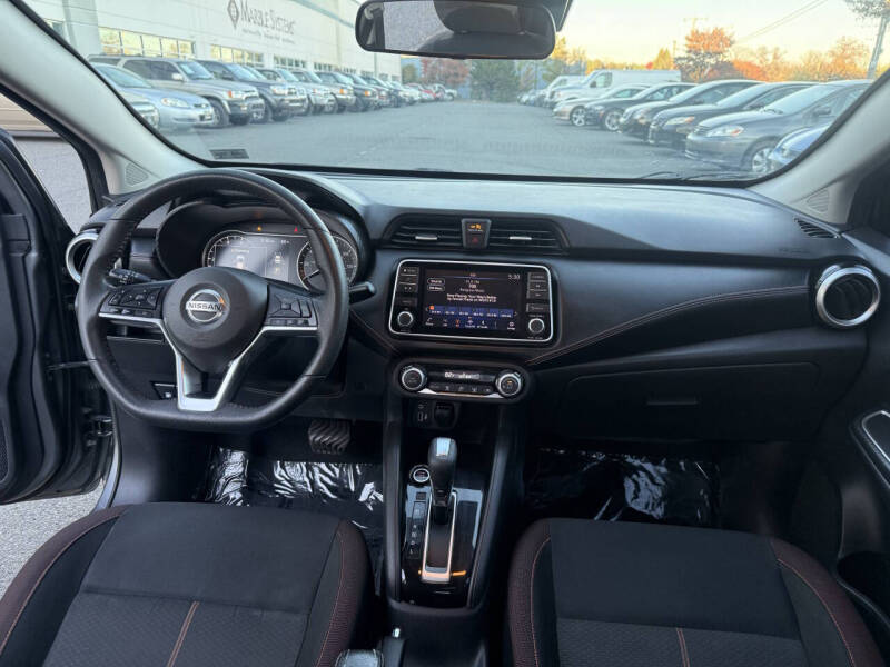 2020 Nissan Versa SR