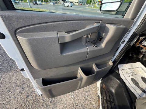 2017 Chevrolet Express 2500