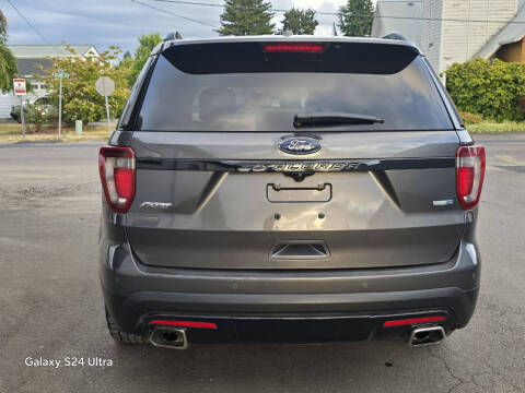 2017 Ford Explorer Sport