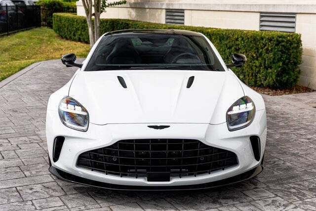 2025 Aston Martin Vantage