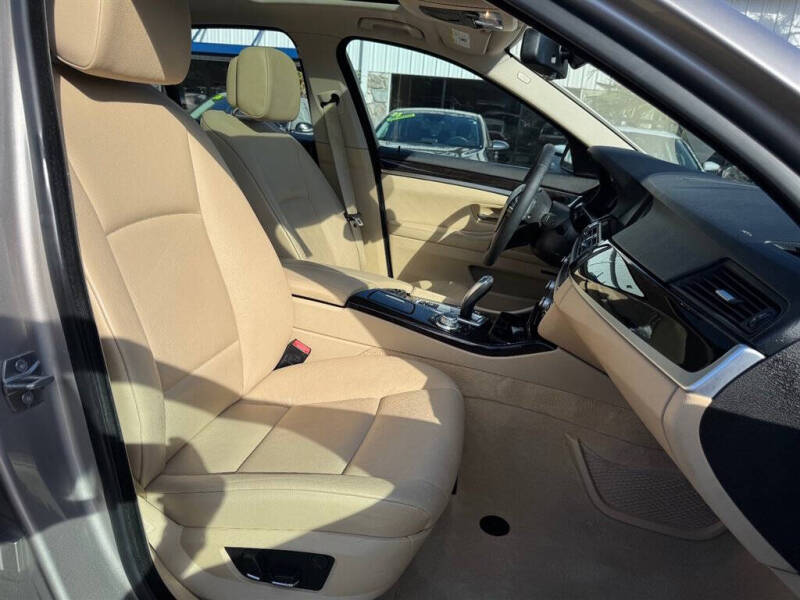 2013 BMW 5 Series 528i