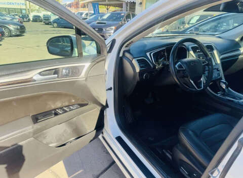 2016 Ford Fusion Hybrid SE