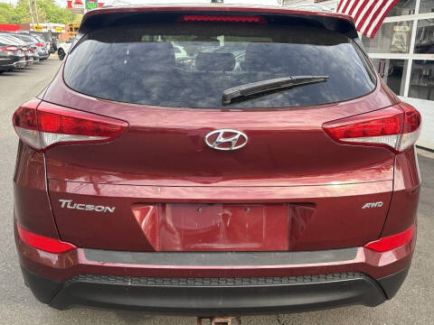 2017 Hyundai Tucson SE