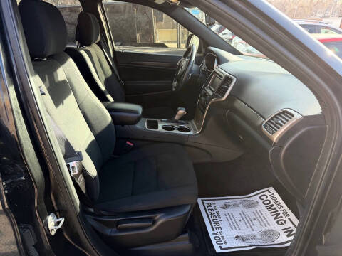 2016 Jeep Grand Cherokee Laredo E